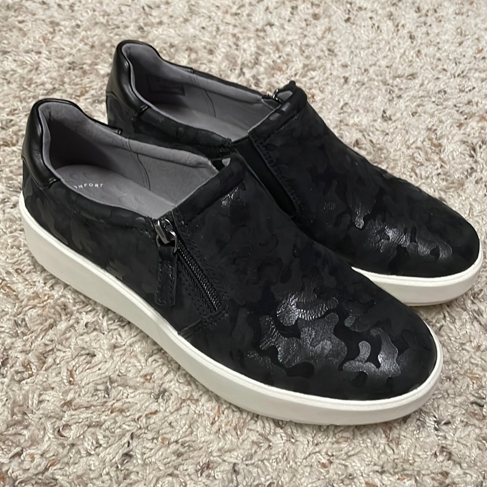 Clark’s Black Camo Sneakers